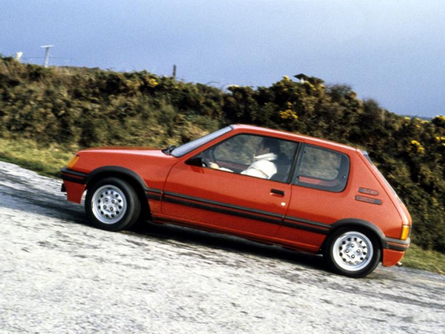  Peugeot 205 1.6 GTI 1983 года  (фото 18 из 32)